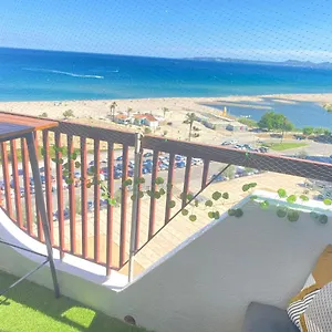 https://vista-mar-empuriabrava.topcostabravahotels.com