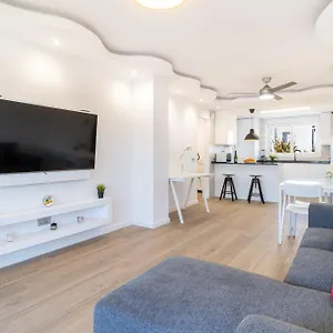 https://salou-amplio-apartamento-a-50m-de-la-playa.catalonia-hotels.com